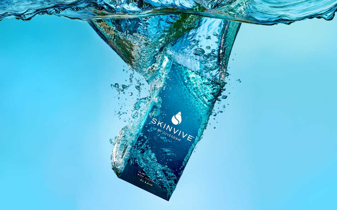 SKINVIVE box plunging into water